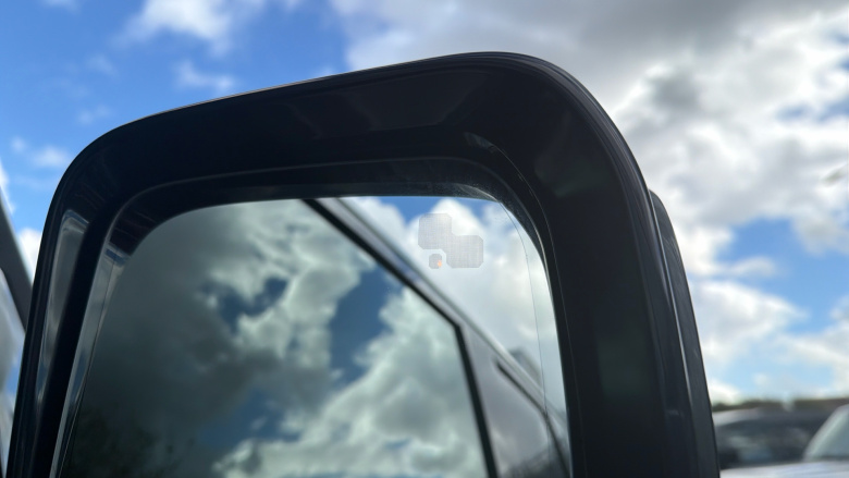 Land Rover Defender 3.0 D250 X-Dynamic SE 110 5dr Auto Diesel Estate